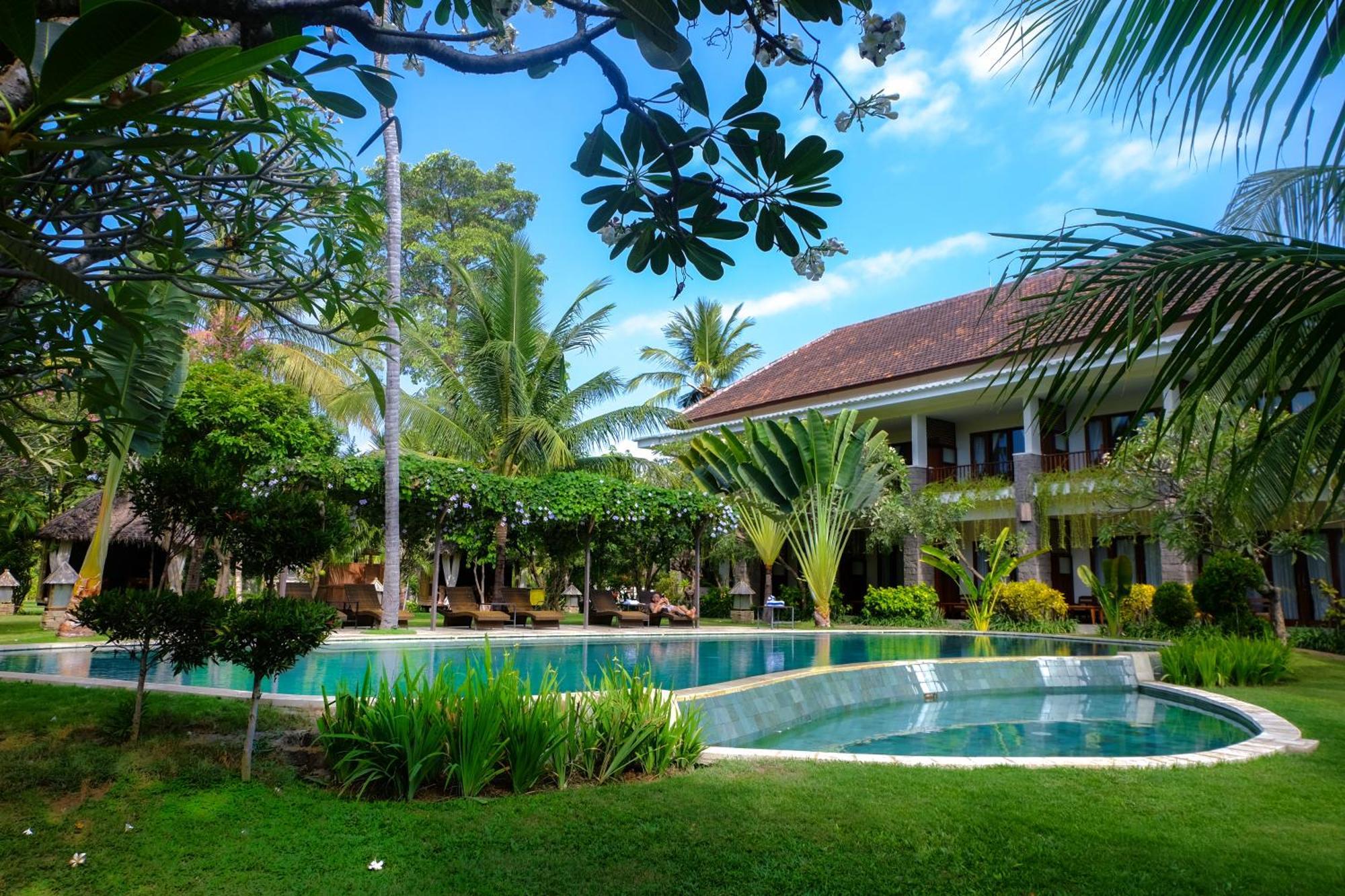 Mina Tanjung Hotel Экстерьер фото