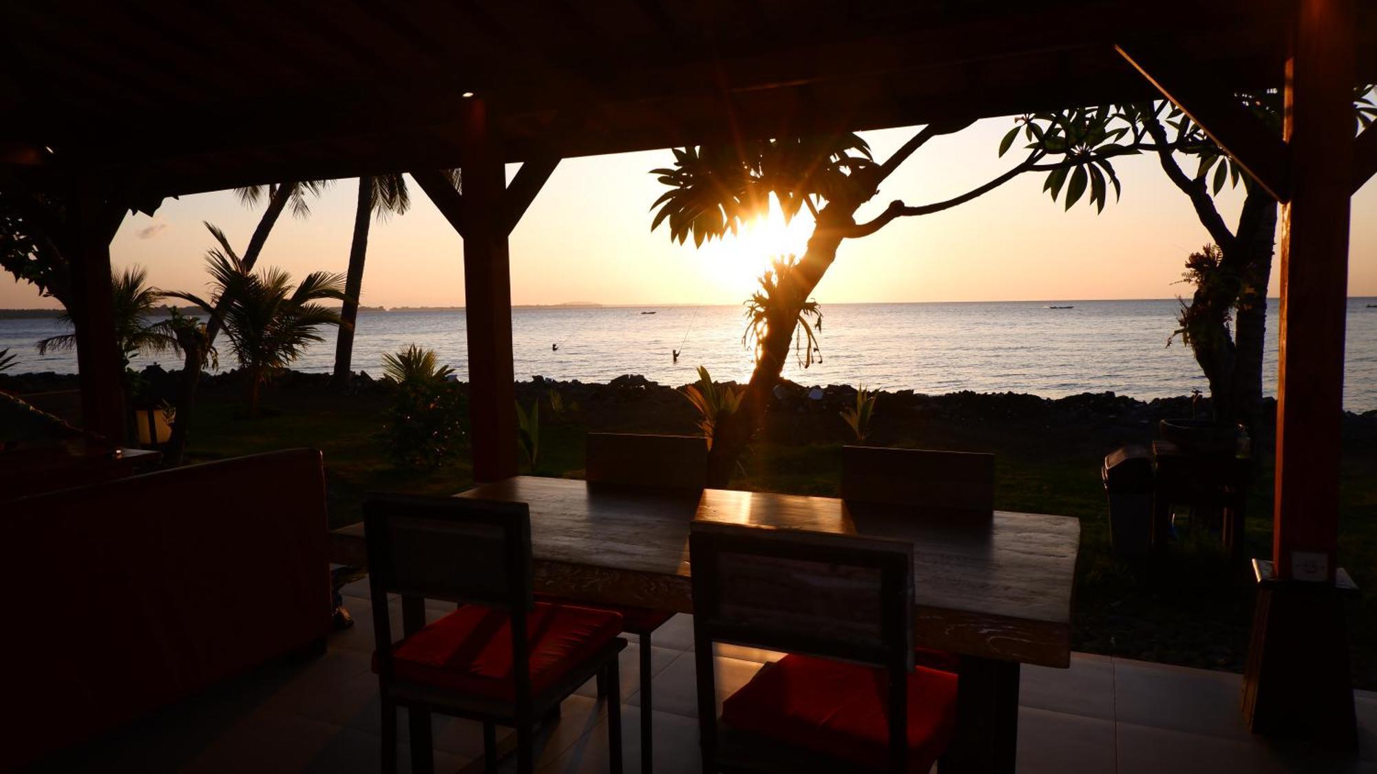 Mina Tanjung Hotel Экстерьер фото