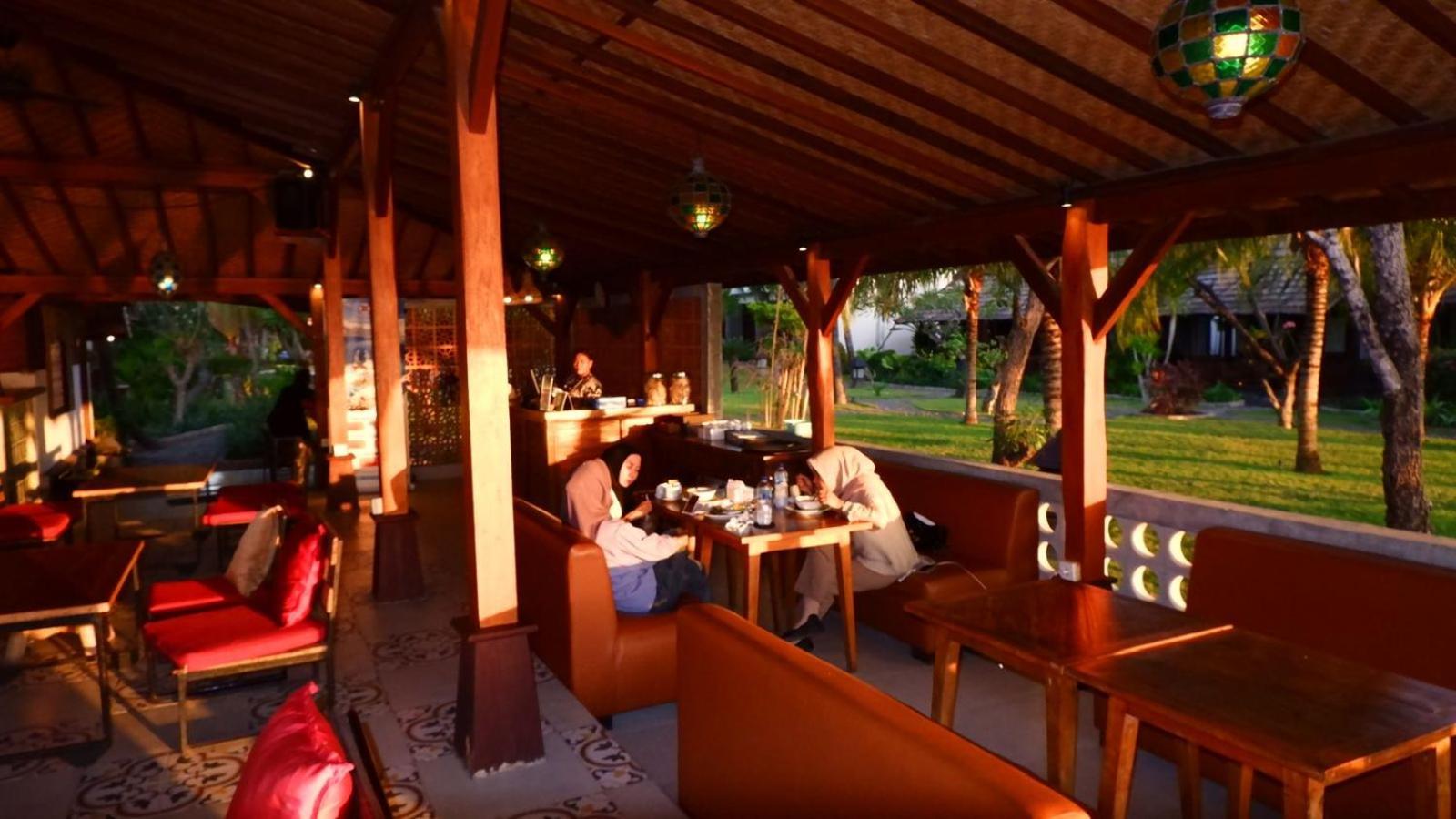Mina Tanjung Hotel Экстерьер фото